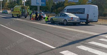 В Бендерах автомобиль сбил подростка-пешехода