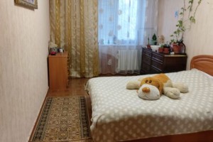 Продам 2-х комнатную квартиру в Днестровске с ремонтом и мебелью